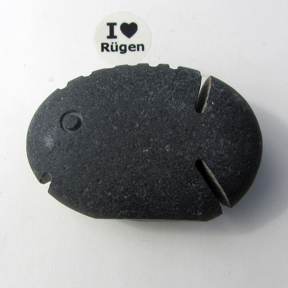 Fisch aus Rügener Granit, handgefertigt, Einzelstück