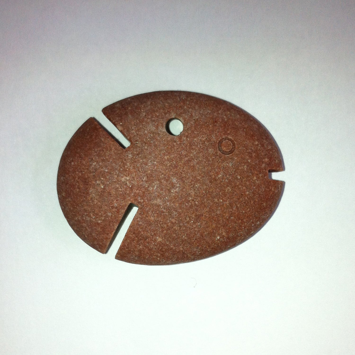 Unikat Anhänger Steinfisch aus unpoliertem Naturstein