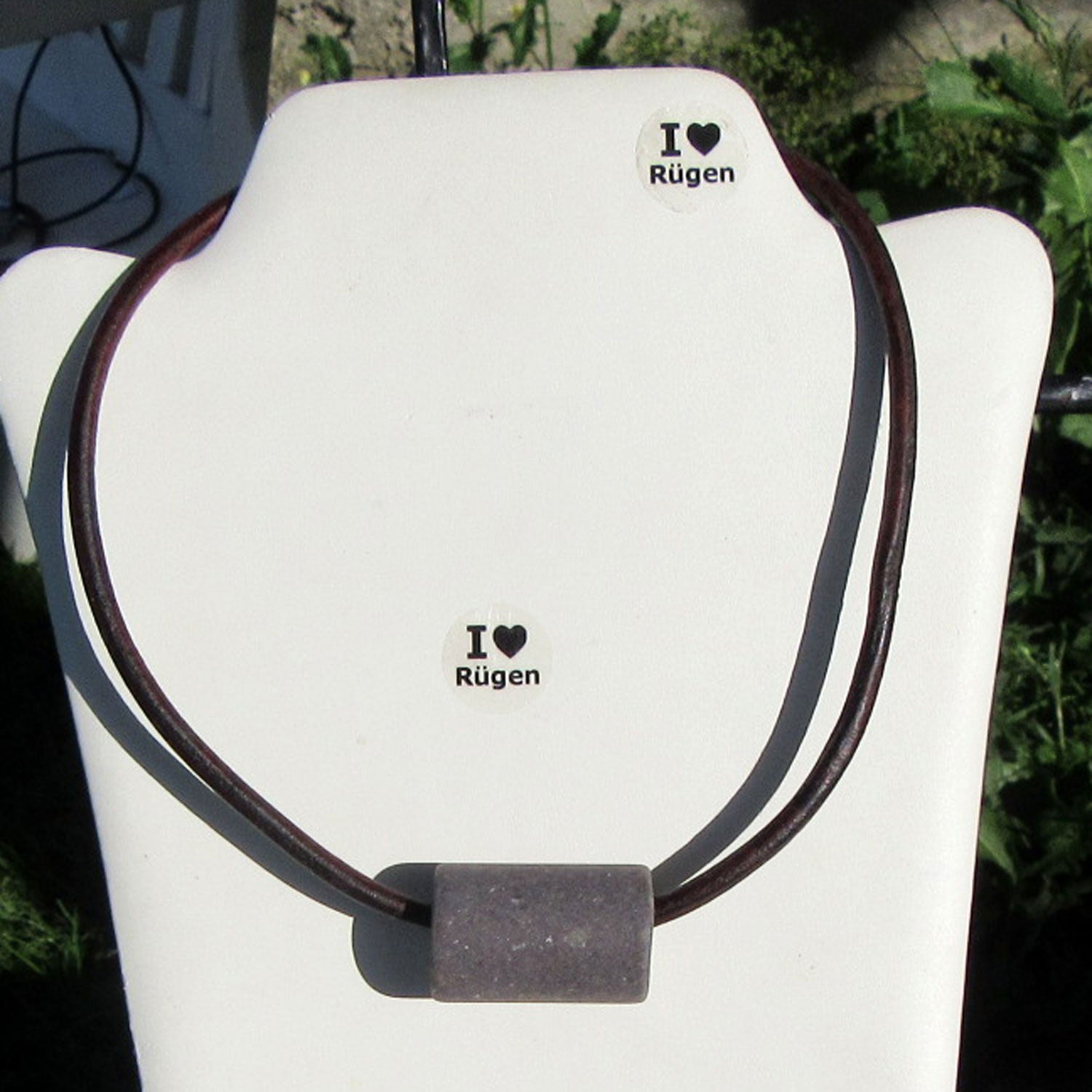 Rustikaler Granit-Zylinder – Unikat von der Ostsee-Insel