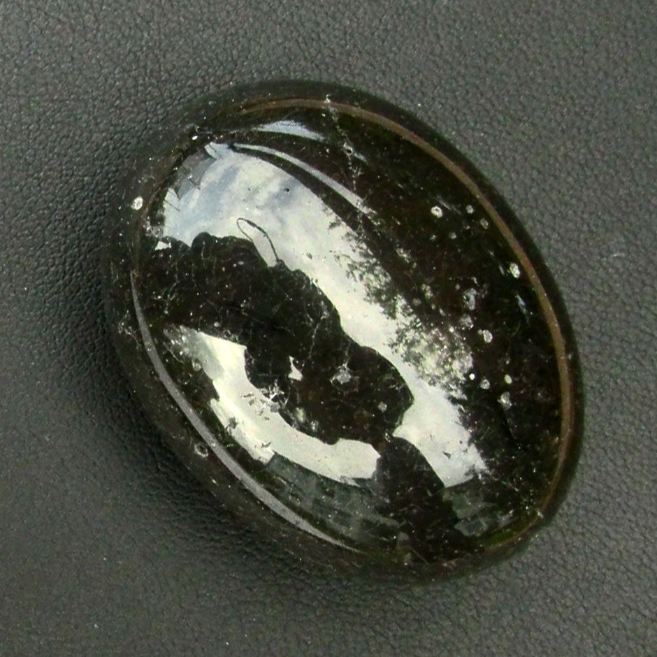 Spiegelblank polierter Wallstein von der Rügener Küste