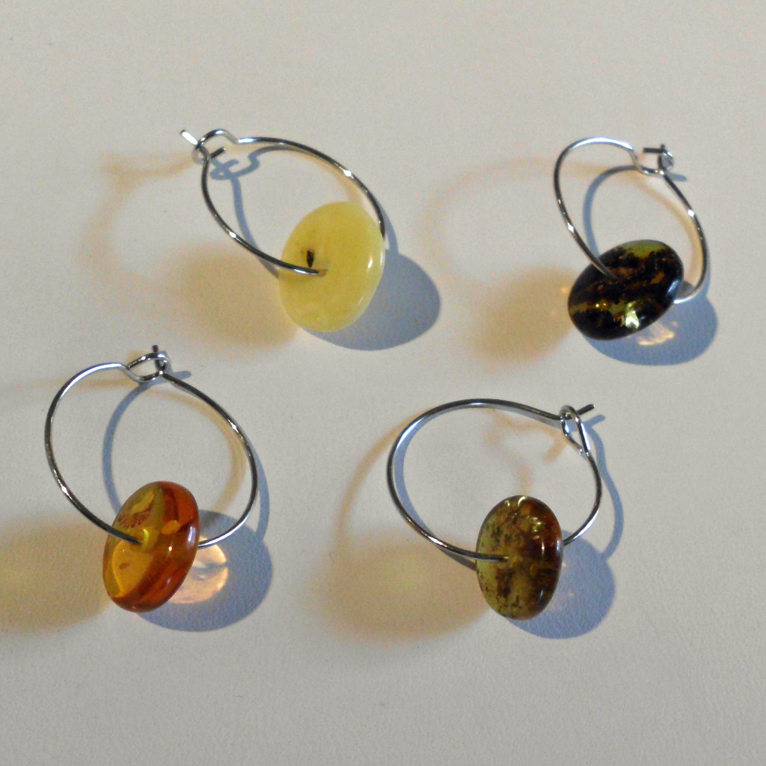 4er Set Weinglasmarker aus Bernstein-Doughnuts